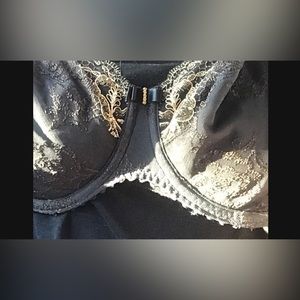 Black And Gold Bra “Prima Donna” 34D(brand New )